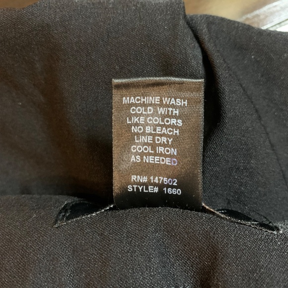 Ashley Stewart Black Crop Pants, Size 18 - Picture 6 of 7